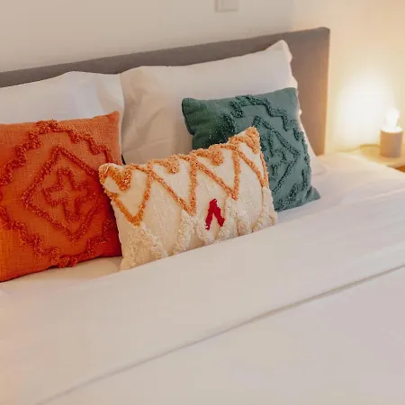 Guest Poveiros Апартаменты *