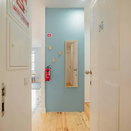 Guest Poveiros Апартаменты *