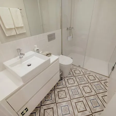 Guest Poveiros Апартаменты